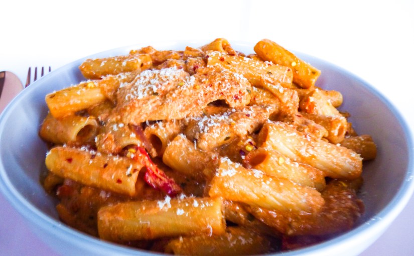 Creamy Tomato & Chicken&nbsp;Rigatoni